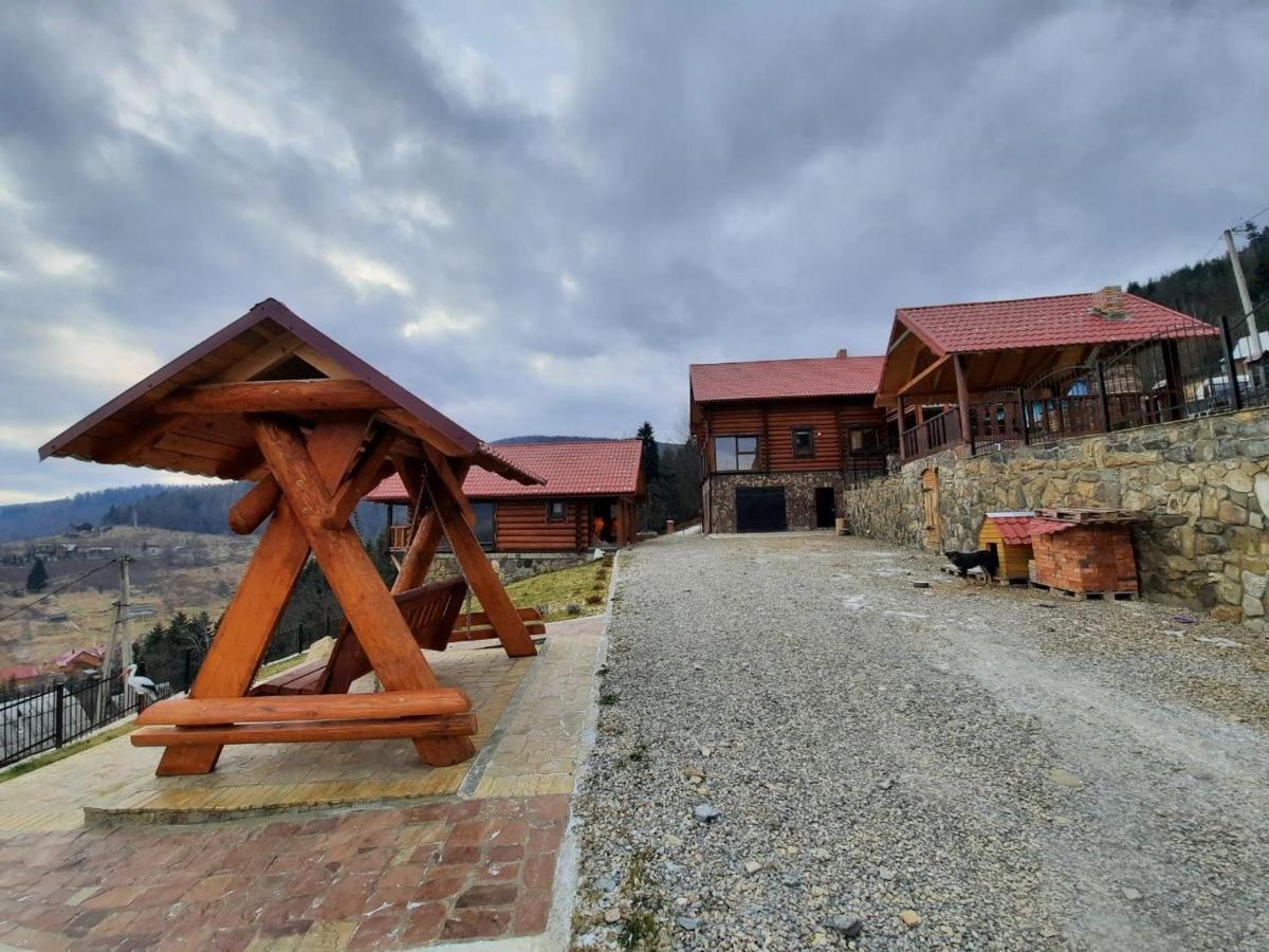Карпатский Рай Yaremche Exterior foto
